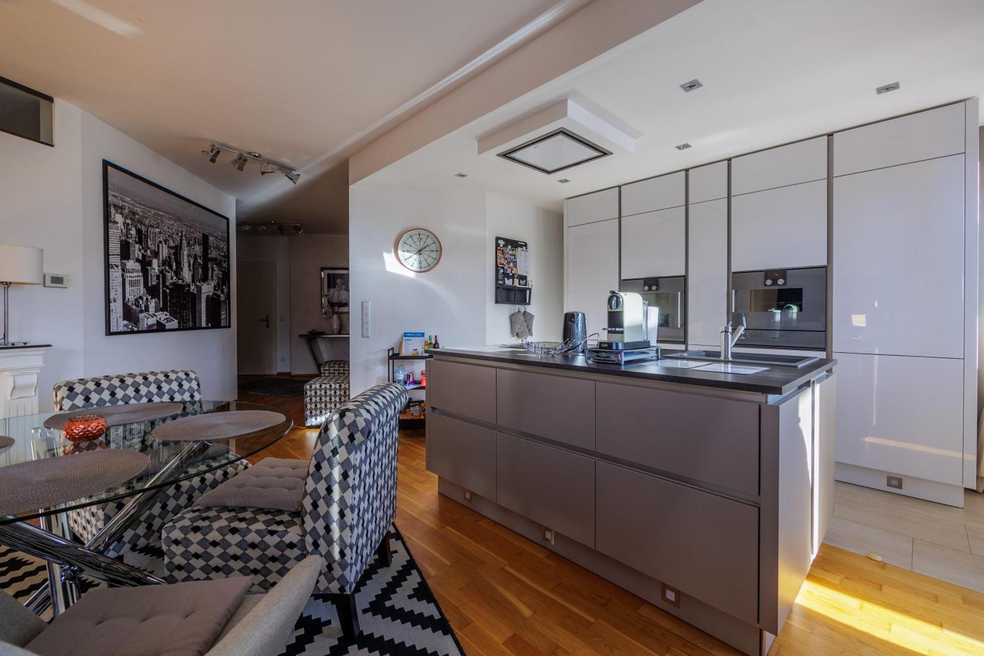 Luxury Apartment Villach City Buitenkant foto
