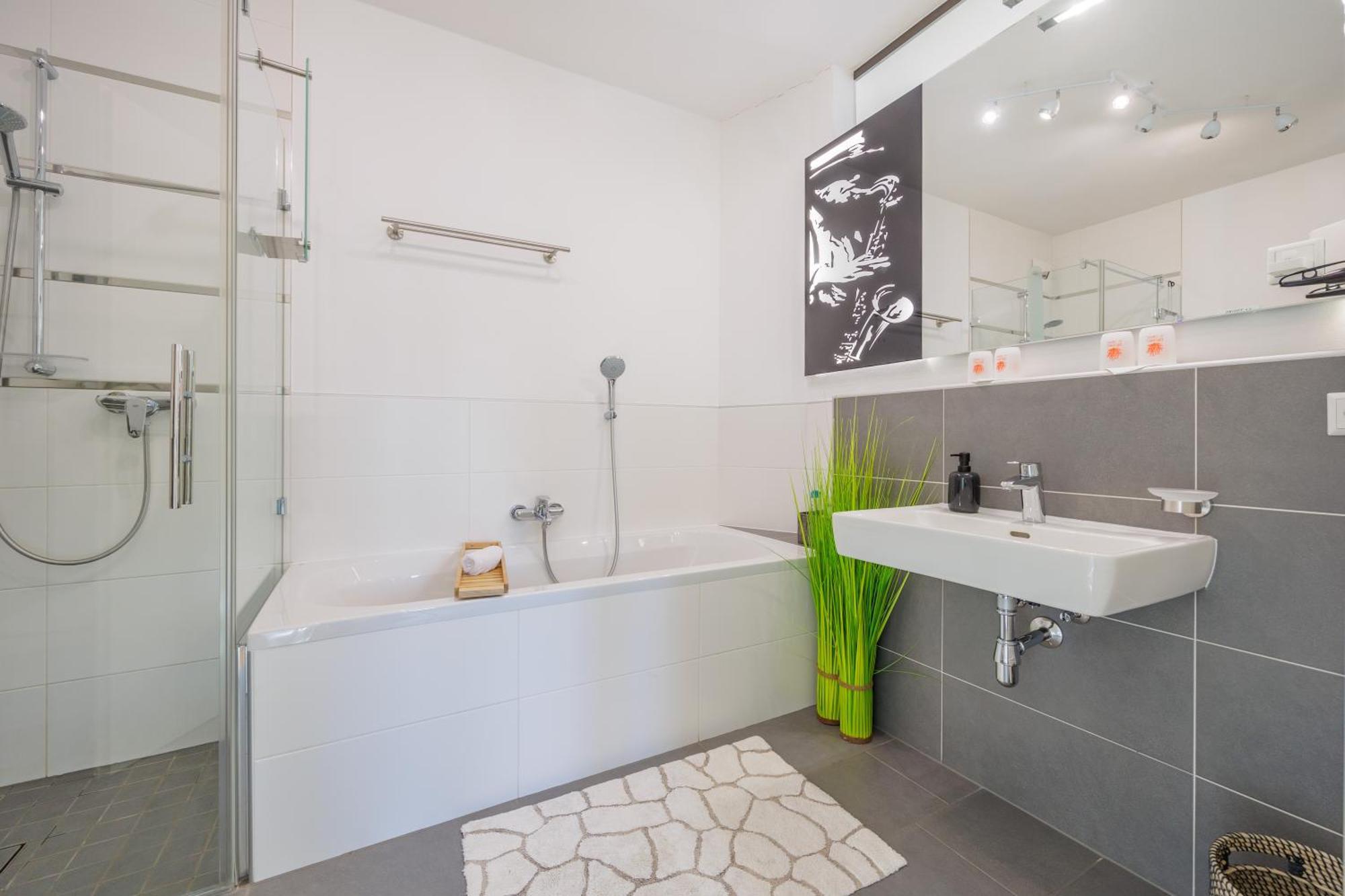 Luxury Apartment Villach City Buitenkant foto